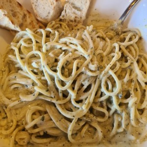 pasta crema de pesto