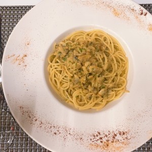 spaghetti a la vongole sin conchas