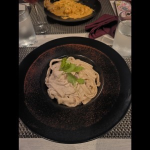 OPCIÓN 1 - Fetuccini Strega