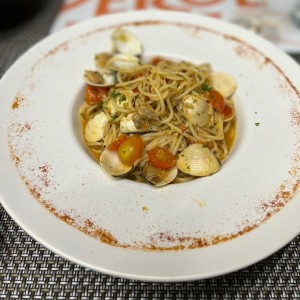 Spaghetti al Vongole