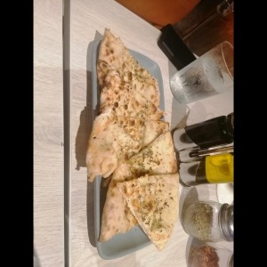 FOCACCIAS & BRUSCHETTAS - Focaccia Tradicional