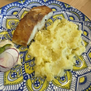Corvina Mediterránea con Guarnición