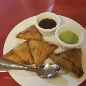 samosas de pollo