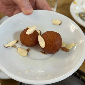 GULAB JAMUN