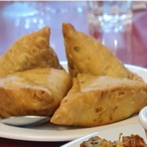 Entradas - Vegetable Samosa