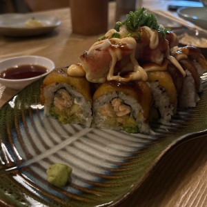 SUSHI - Filipino Roll