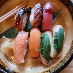 Nigiri Sample