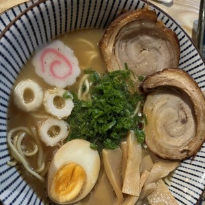 RAMEN - Chiiro Tonkotsu