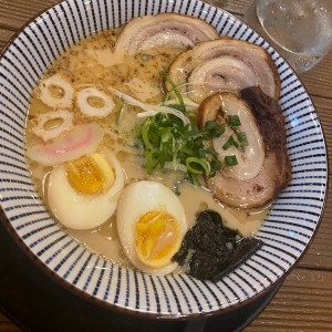 Plato Fuerte - Ramen Shoyu Ribeye