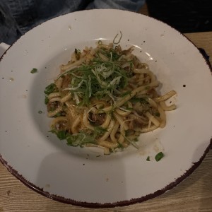 ESPECIALIDADES - Yakiudon