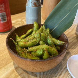 Edamame picante