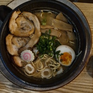 RAMEN - Chiiro Tonkotsu