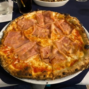 Pizza jamon