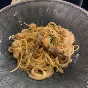 Spaghetti al Langostino en Salsa Blanca