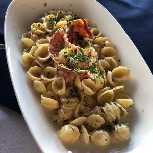 Pasta cacio e pepe e arangosta