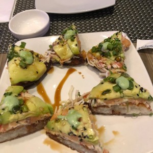 sushi pizza