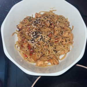 PLATOS FUERTES - CHOW MEIN FRUTITIAO