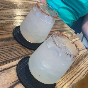 Margaritas $1.99 (jueves) 