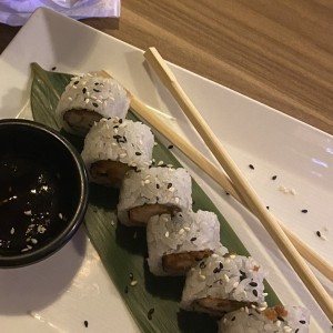 Crunchy Salmon Roll