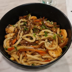 Don Buri - Udon Mixto