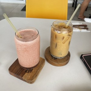 Smoothie de fresa y cold brew