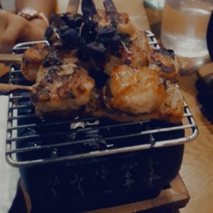 Brocheta de Pollo a la Robata