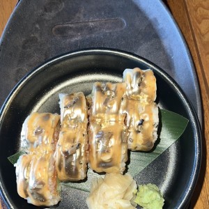 Rolls - Golden Flame Salmon