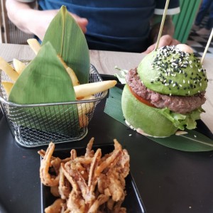 Avo burger 