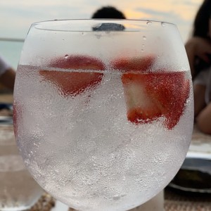 Gin tonic de fresa 