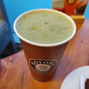 Matcha caliente 