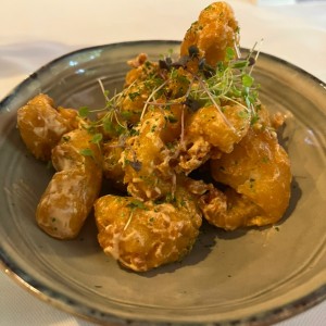 Chicharron de langostinos 