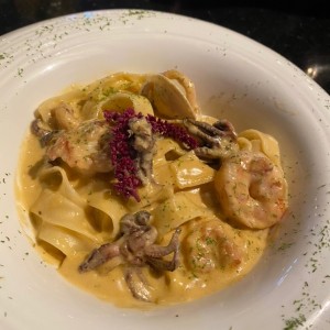 pasta con mariscos 