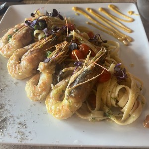 Pastas - Fettuccine con Langostinos