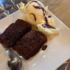 Postres - Brownie con Helado