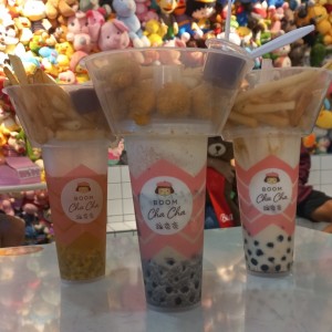 bubble tea oreo , brown suggar y passion fruit con la crunchy tap  