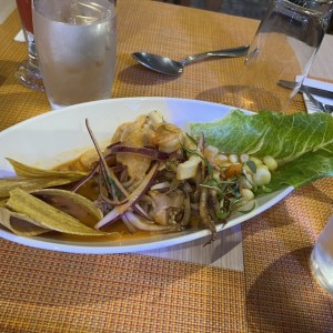 Entradas - Ceviche Mixto