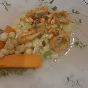 Ceviche de Corvina con Crema de Aguacate