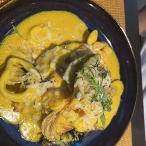 Salmon frutos del mar