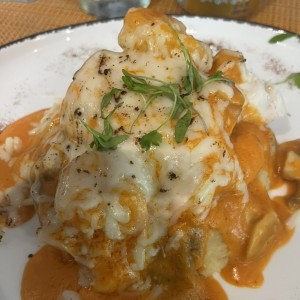 Corvina Rellena con Camarones