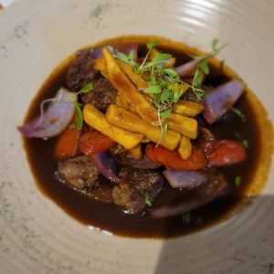 Lomito Saltado