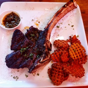 Tomahawk con camote