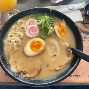 Sopas - Tsugoi Ramen