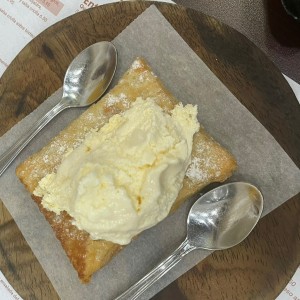 Biscocho de Zapayo con Helado