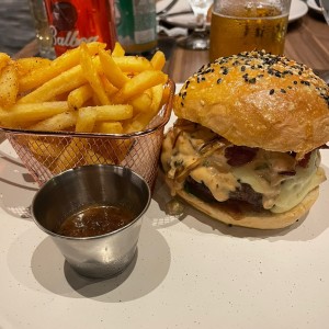 La Takillera Burger