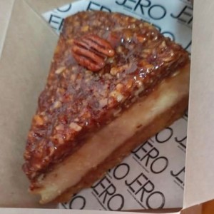 Pecan Cheesecake 