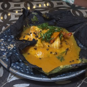Tamal de arroz con langostino