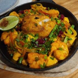 Arroz con Concolón de mariscos y Pescado