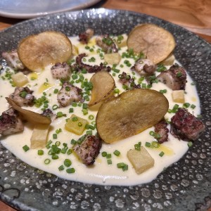 Pulpo a la brasa