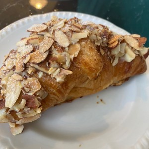 almond croissant