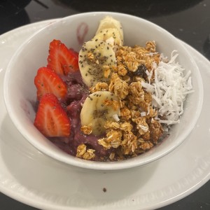 Breakfast - Acai bowl